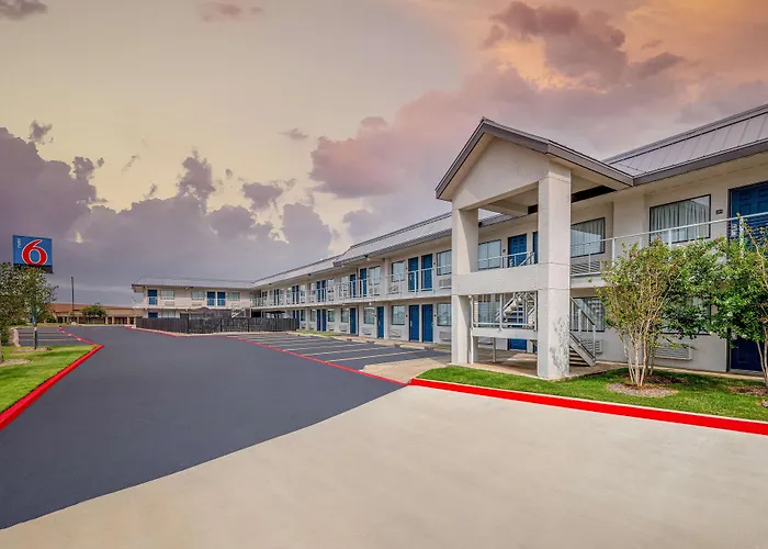 Motel 6-Euless, Tx - Dallas