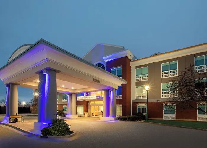 Holiday Inn Express Hotel & Suites Grand Rapids-North By Ihg