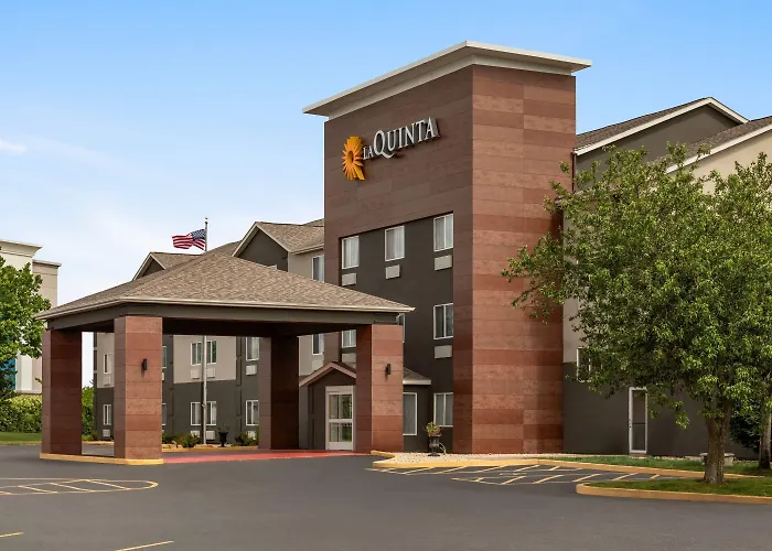 La Quinta Inn & Suites By Wyndham Starved Rock St Park