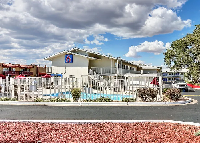 Motel 6 Santa Fe