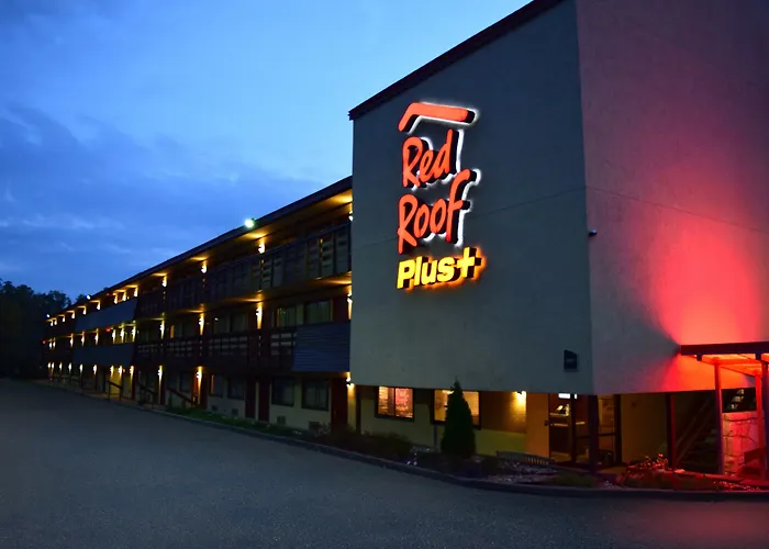 Red Roof Inn Plus+ Pittsburgh East -