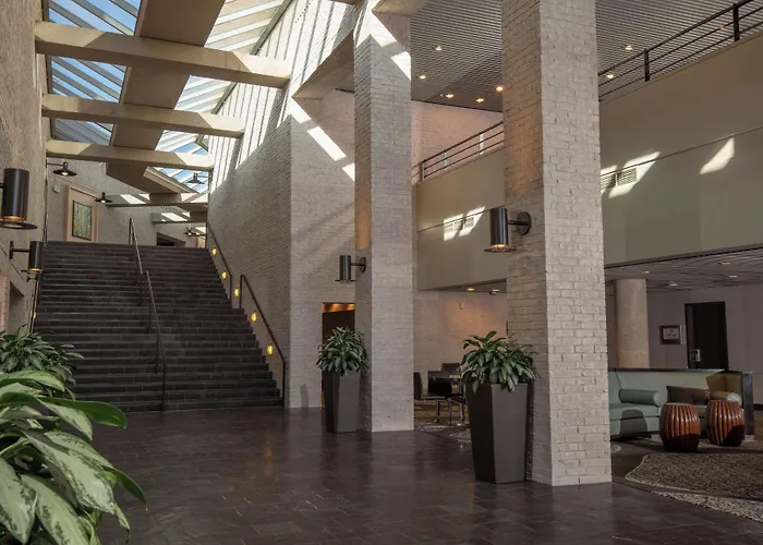 The Inverness Denver, A Hilton Golf & Spa Resort Englewood