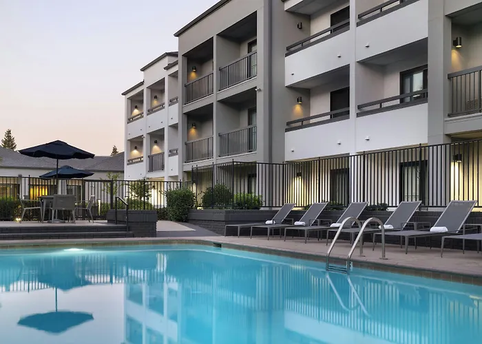 Courtyard By Marriott