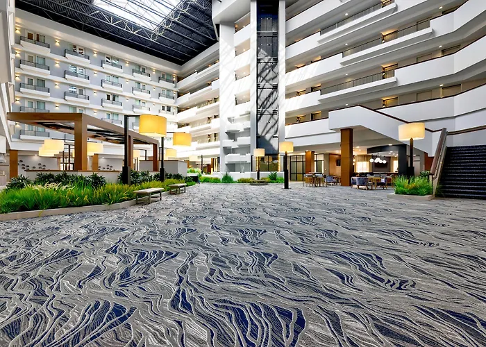 Doubletree By Hilton Davenport