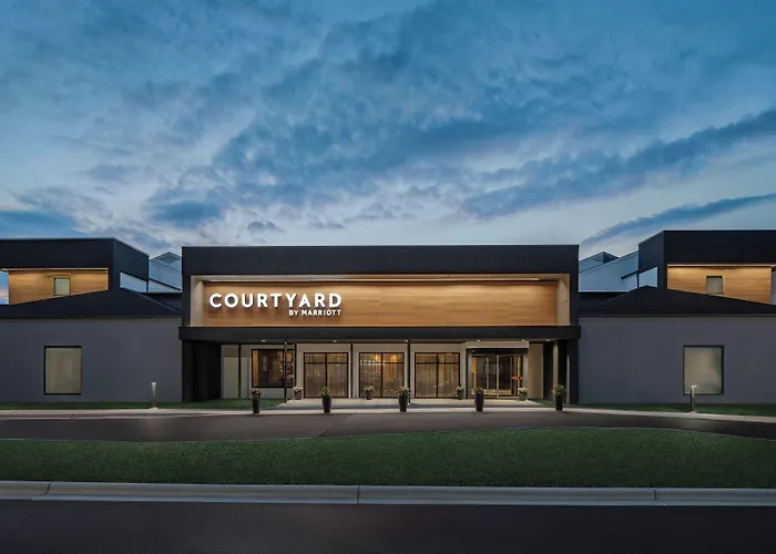 Courtyard By Marriott