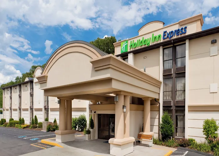 Holiday Inn Express Southington By Ihg