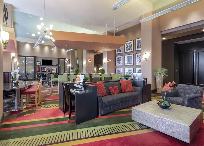 Hampton Inn & Suites Crabtree