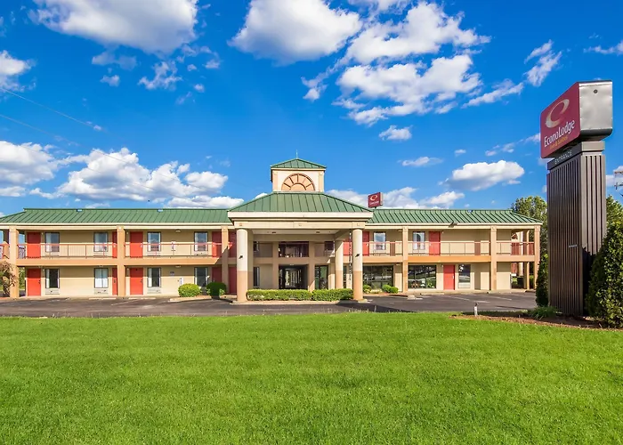 Econo Lodge Inn & Suites - Louisville South