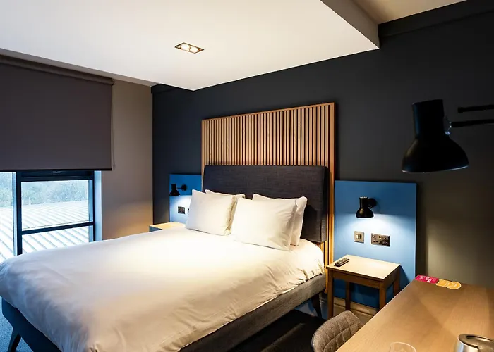 Village Hotel Leeds South