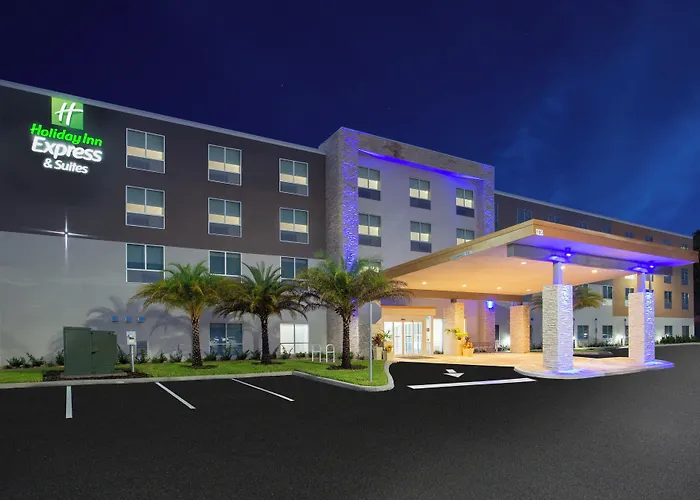 Holiday Inn Express & Suites - Deland South By Ihg