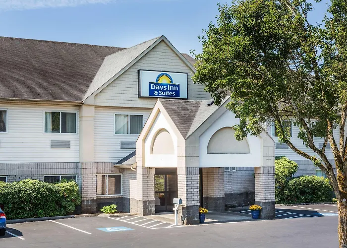 Days Inn & Suites By Wyndham Vancouver