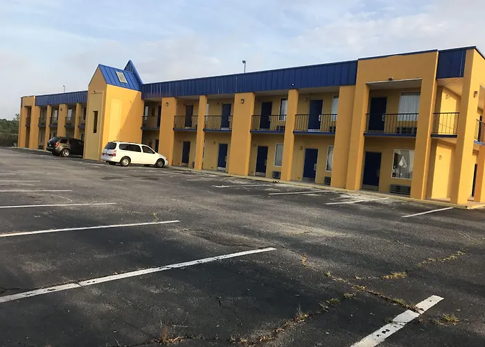 Knights Inn Lumberton