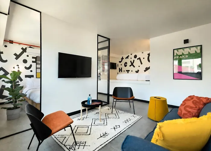 Pixel Dizengoff Square - Hotel & Spa