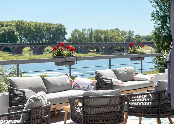 Mercure Pont De Loire