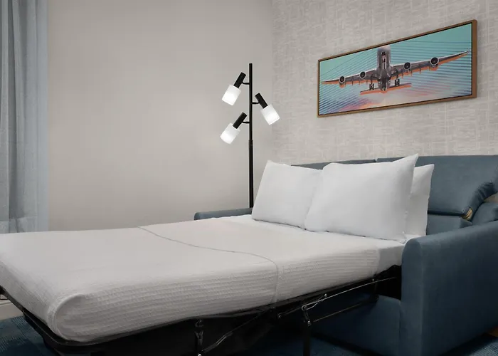 Hampton Inn