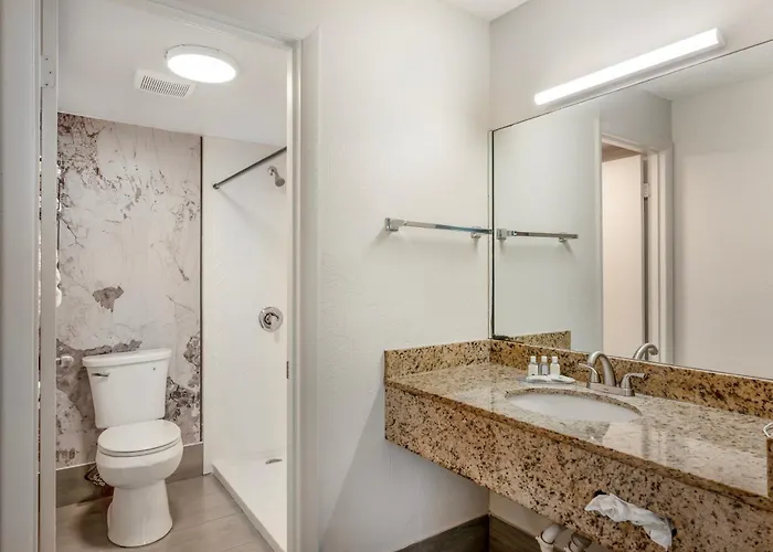 Quality Inn & Suites Orlando East - Ucf Area