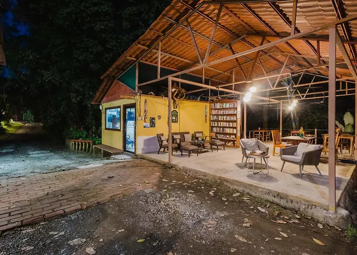 Hotel Tres Banderas Manuel Antonio