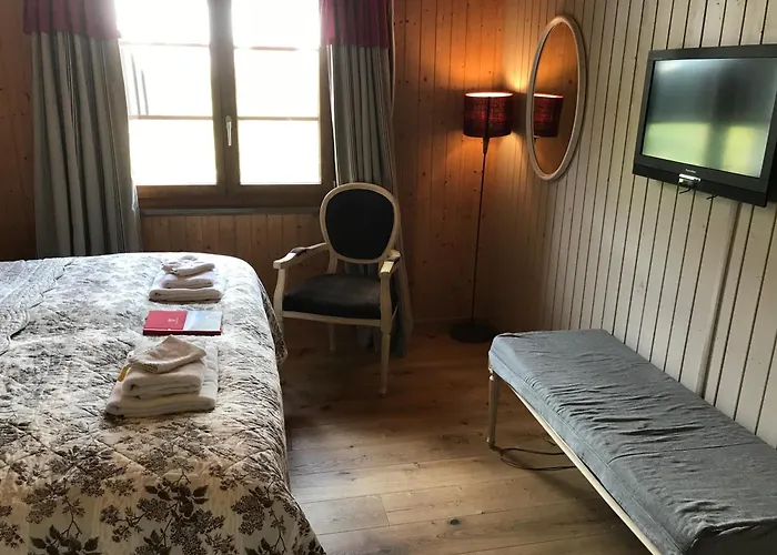 Hamilton Lodge & Spa