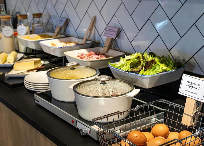 Ibis Paris
