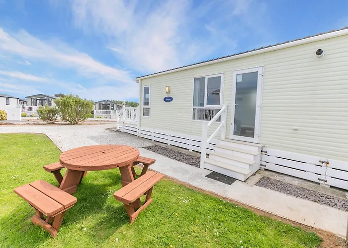 Looe Coastal Retreat