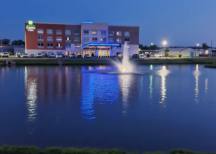 Holiday Inn Express & Suites Tulsa West - Sand Springs By Ihg