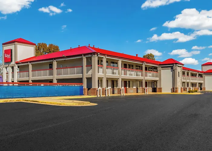 Red Roof Inn & Suites , Al
