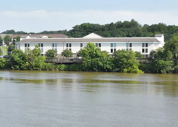 Holiday Inn Express By Ihg