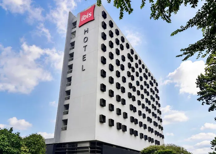Ibis Cali Granada