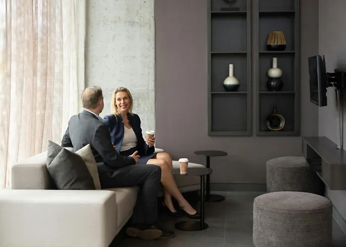 Courtyard By Marriott Montreal Laval
