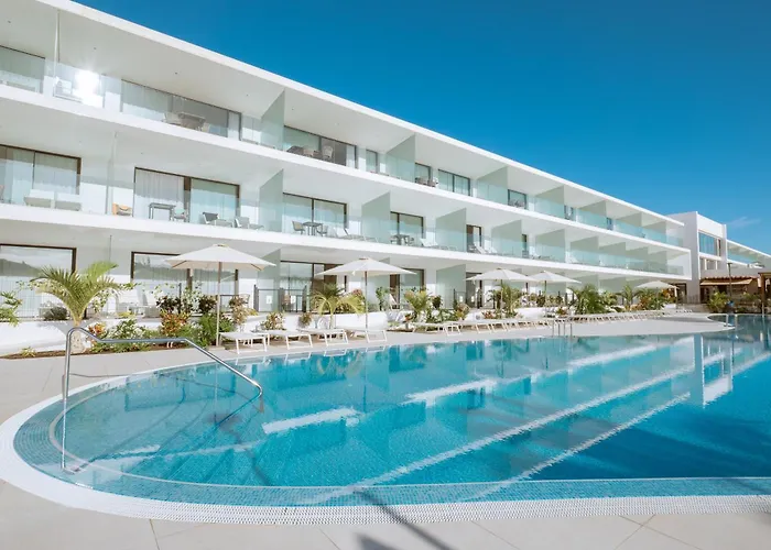 Amarilla Golf Residences