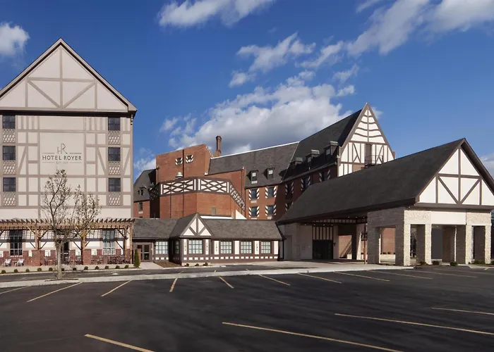 Hotel Royer Urbana Champaign, Tapestry Collection By Hilton