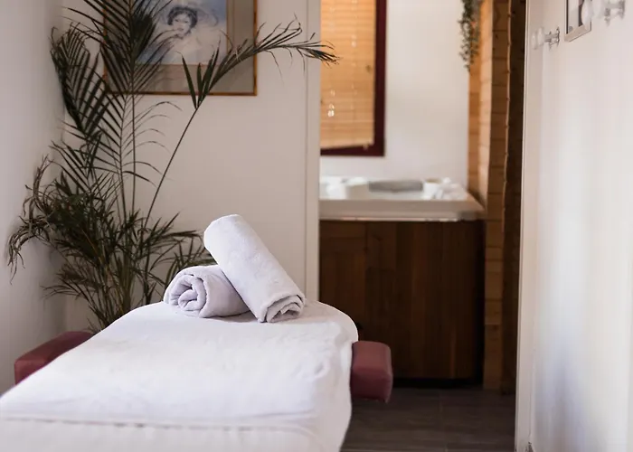 Hotel Spa - Au Charme Rabelaisien
