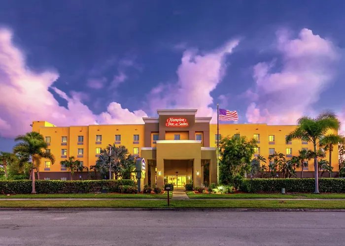 Hampton Inn & Suites - Fort Pierce