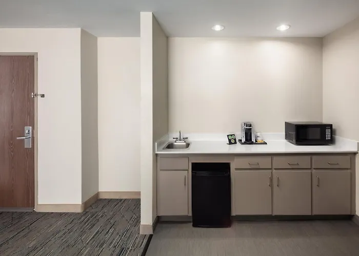 Holiday Inn Express Hotel & Suites Cherry Hills By Ihg