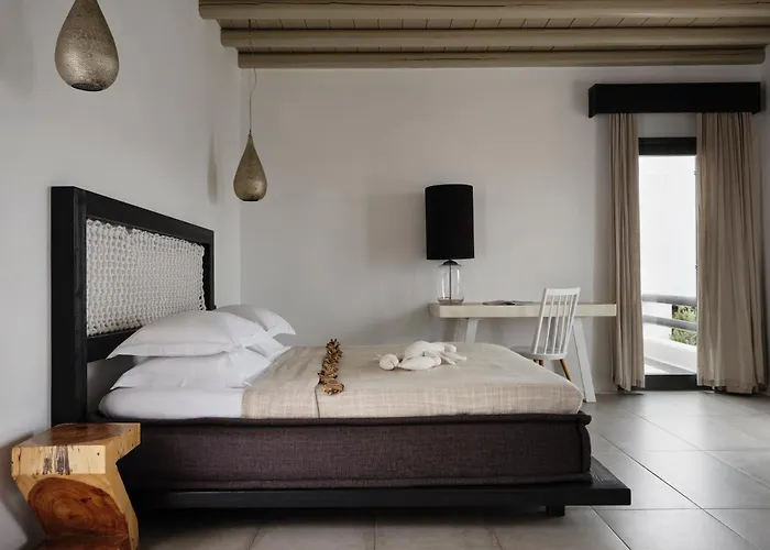 Myconian Utopia Relais & Chateaux
