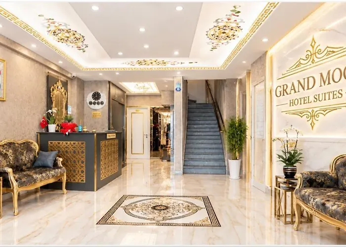 Grand Moon Hotel Suites