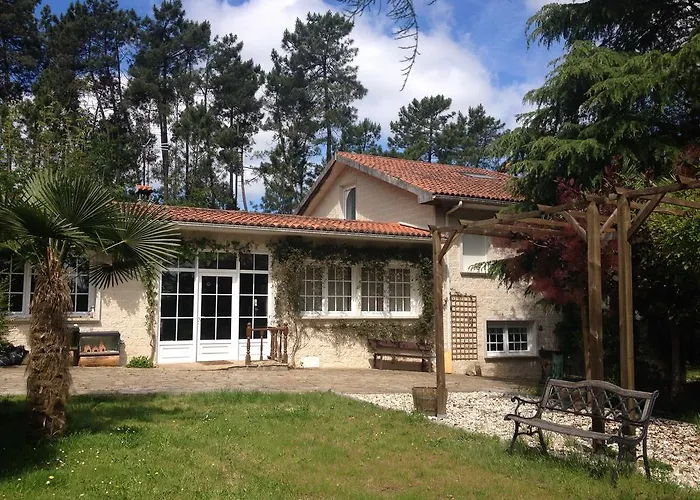 Bed and Breakfast Agro Da Gandarela Teo