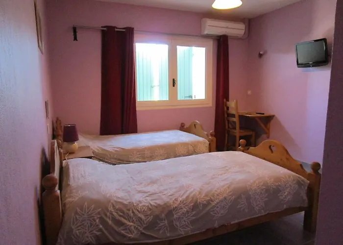 Hotel Lou Quinsou à Saint-Jean-de-Maruéjols-et-Avéjan