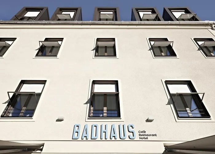 Badhaus - Hotel/Restaurant/Café