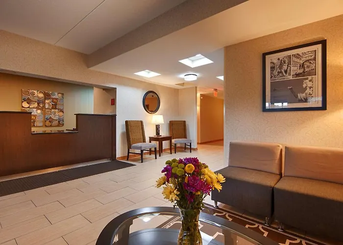Days Inn By Wyndham Indiana Benjamin Franklin Highway