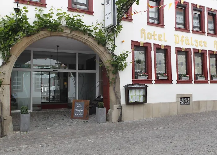 Hotel-Restaurant Pfälzer Hof