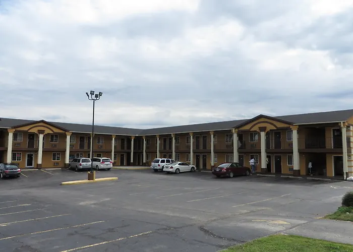 Economy Inn & Suites Joplin