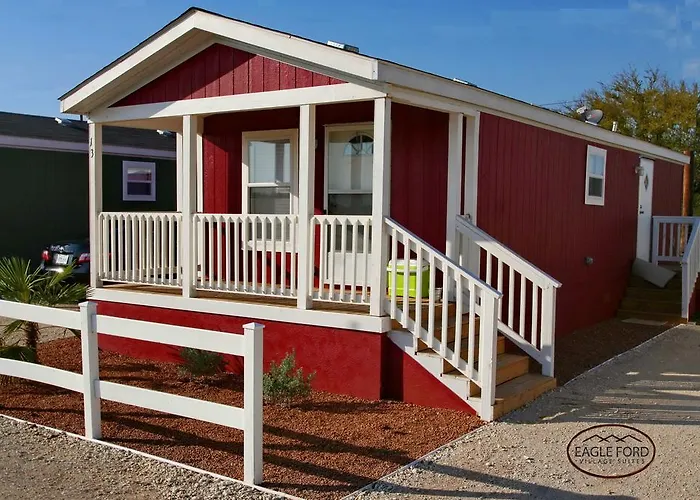 Eagle Ford Village Suites
