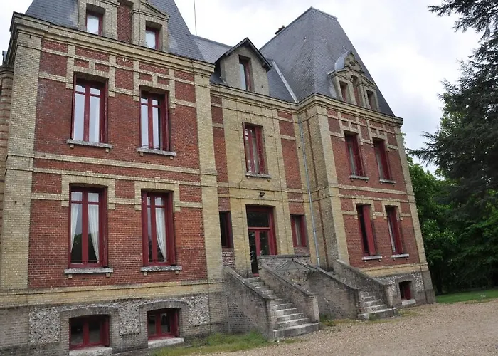 Chateau De La Croix Bizet