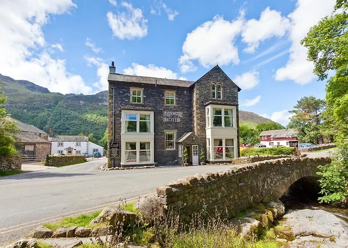 Bridge Hotel
