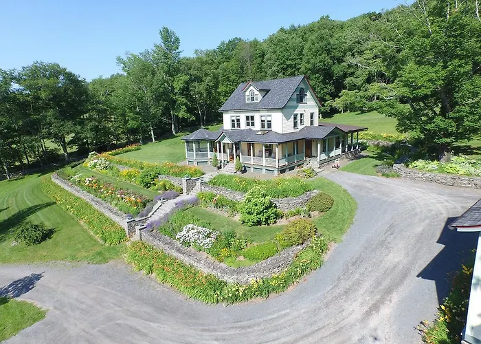 Breezy Hill Inn