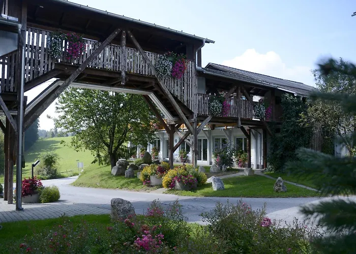 Der Trattner - Trattnerhof& Schöcklblick