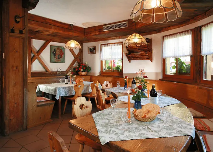 Gasthof Meierei Carezza al Lago