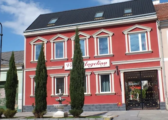 Villa-Angelina