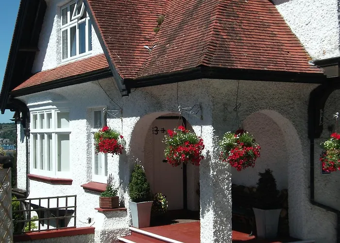 Red House Guest House